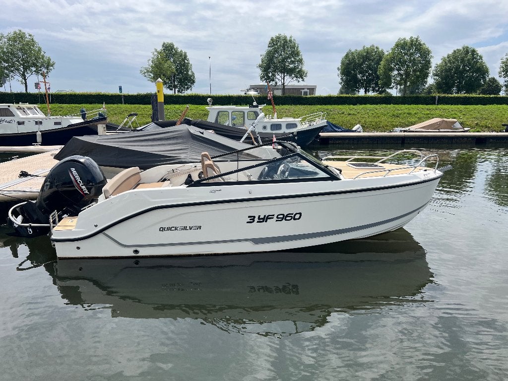 Quicksilver Activ 605 Cruiser, 2021, Mercury 150PK, Watersport en Boten, Speedboten, Ophalen, Gebruikt, Viertaktmotor, 120 tot 200 pk