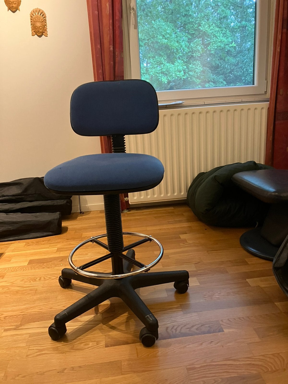 Hoge verstelbare “werkplaats “ stoel, Ophalen of Verzenden, Gebruikt, Blauw