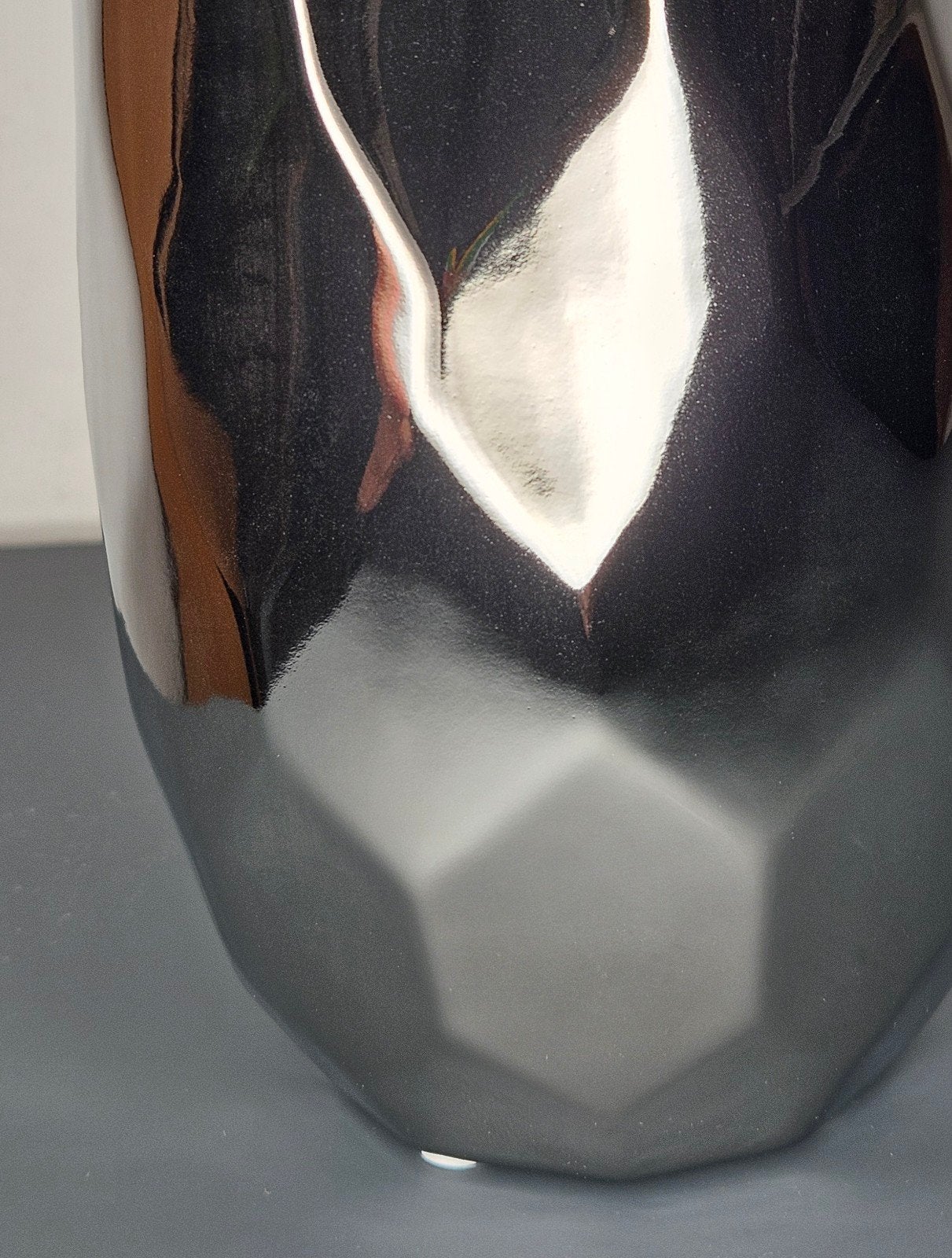 Vaas "Shiny" Zilver. H.36cm, Gilde Handwerk, Export@Gildehandwerk.com, Nieuw, Ophalen of Verzenden