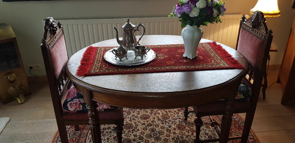 anieke eetkamer, Ophalen