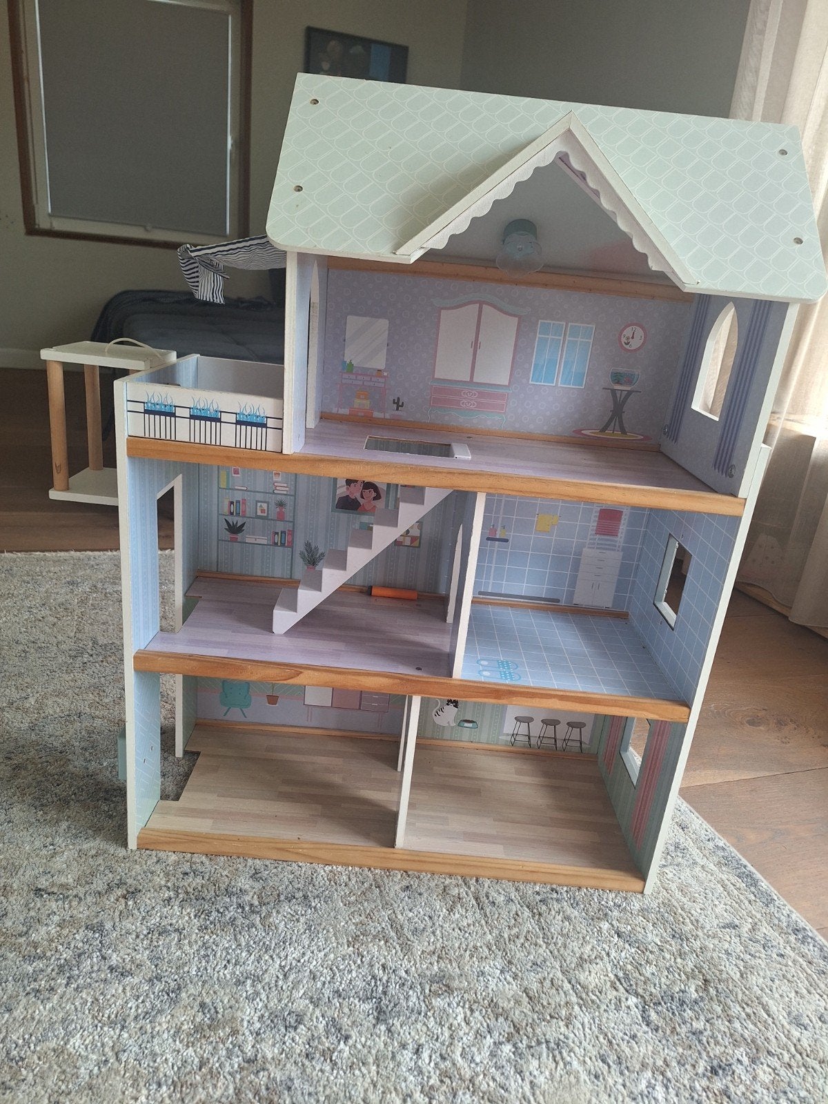 Leuk poppenhuis met meubels, Ophalen of Verzenden, Gebruikt, Poppenhuis