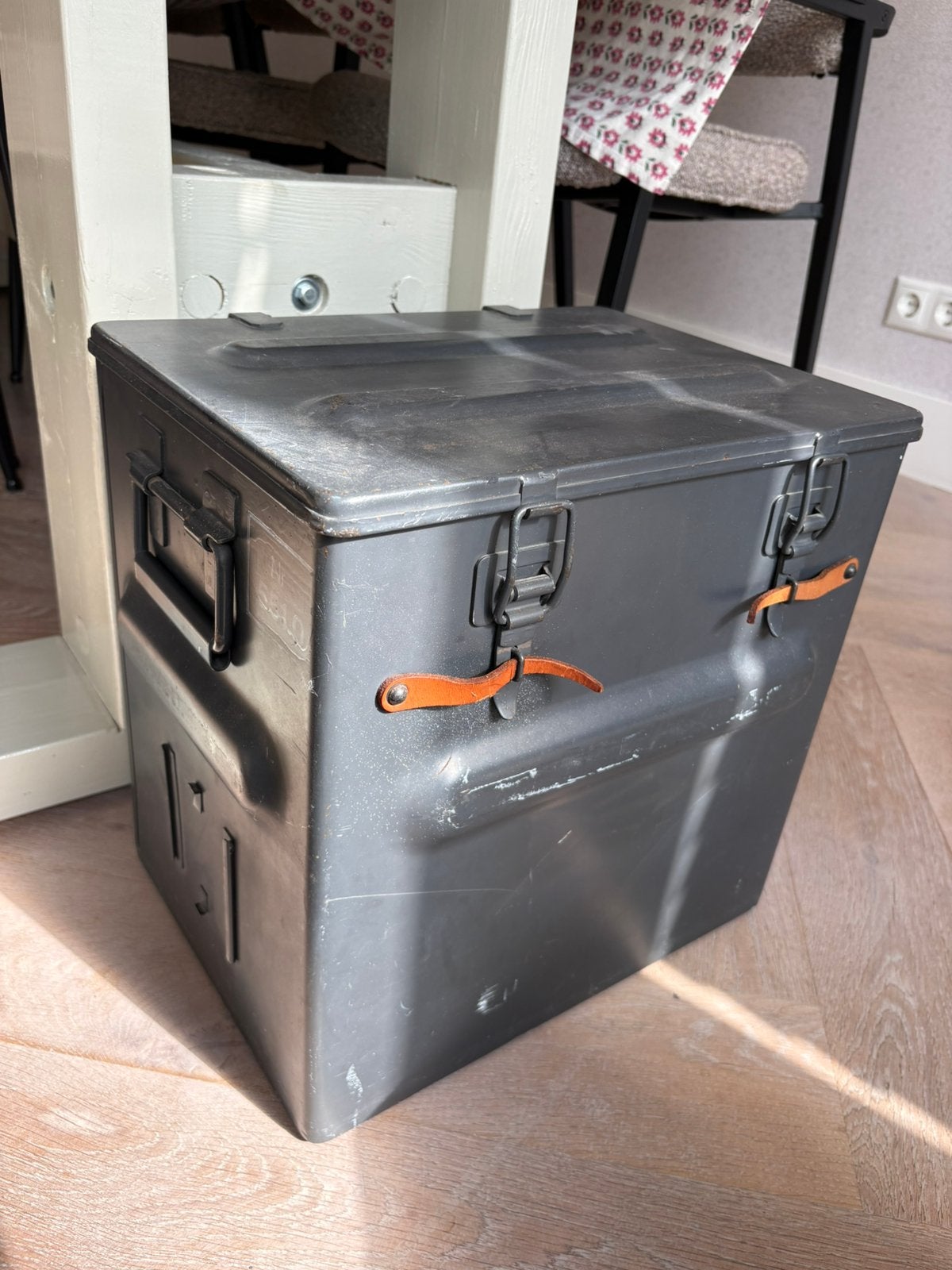 Stoere legerkist vintage industriële stijl, Ophalen, 50 – 75, Gebruikt, Minder dan 50 cm