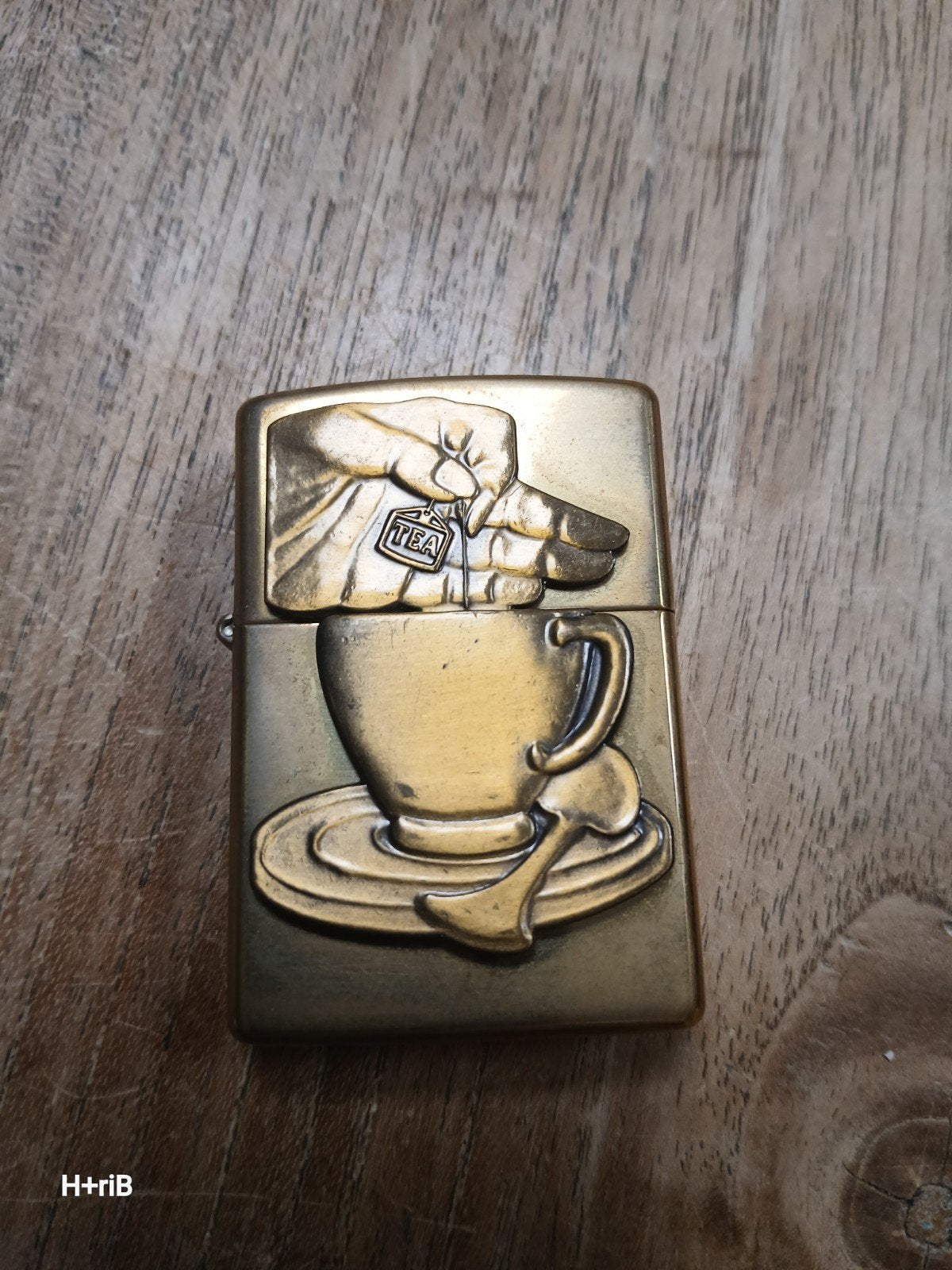 Zippo Aansteker met Theekopje en Hand Design, Verzamelen, Ophalen of Verzenden, Gebruikt, Aansteker