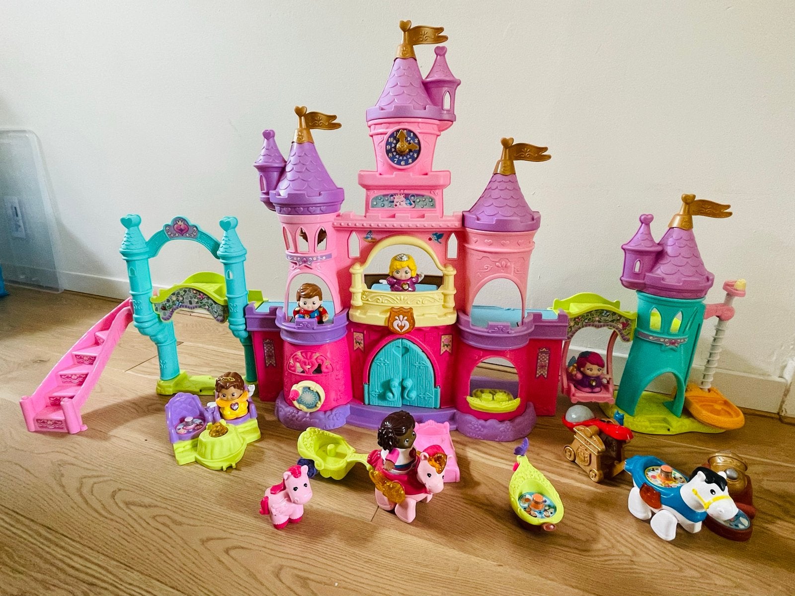 Vtech Vrolijke Vriendjes Magisch Droomkasteel met Figuren, Ophalen, Gebruikt, Overige typen, Met licht