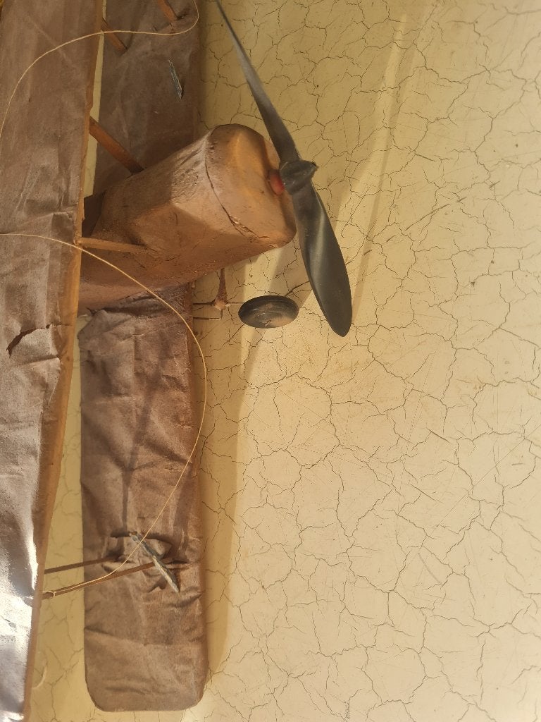 Zeer oud vliegtuigje van papier en hout, Ophalen of Verzenden