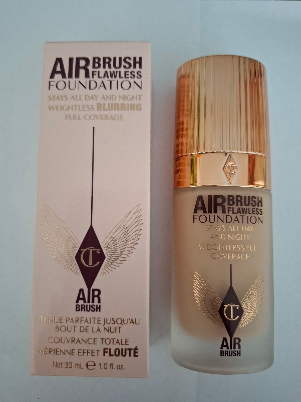 Charlotte Tilbury Airbrush Flawless foundation 4 cool/froid, Verzenden, Nieuw, Gehele gezicht, Camouflage