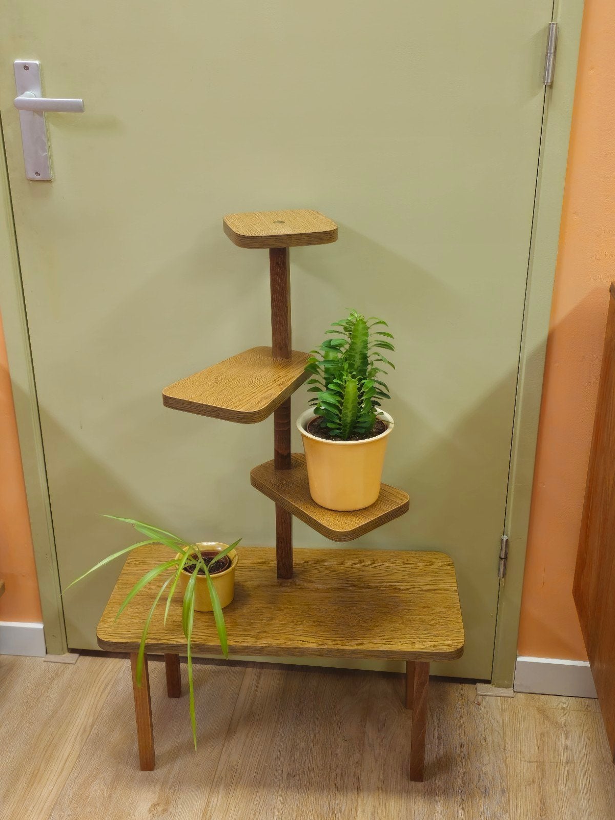 Vintage Formica Plantentafeltje Tafeltje Bijzettafeltje, Ophalen of Verzenden, Nvt, Nvt, Nvt