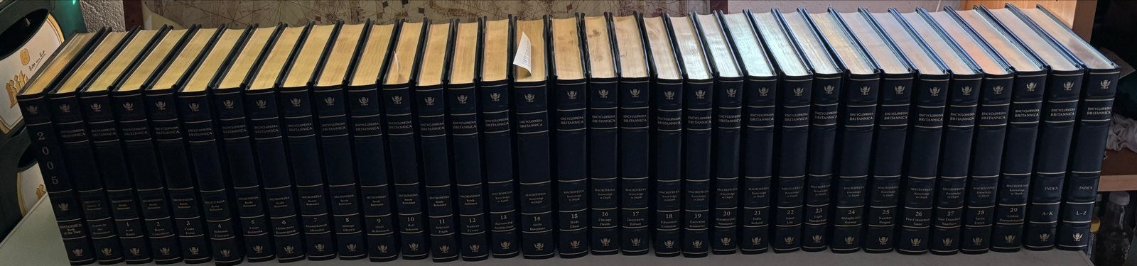 Complete Encyclopedie Britannica Set - Zo goed als nieuw, Ophalen, Zo goed als nieuw, Algemeen, Complete serie