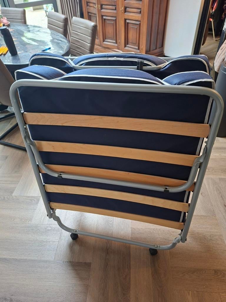 Opvouwbaar logeerbed met matras - Ideaal voor gasten, Ophalen, Gebruikt, Eenpersoons, Blauw
