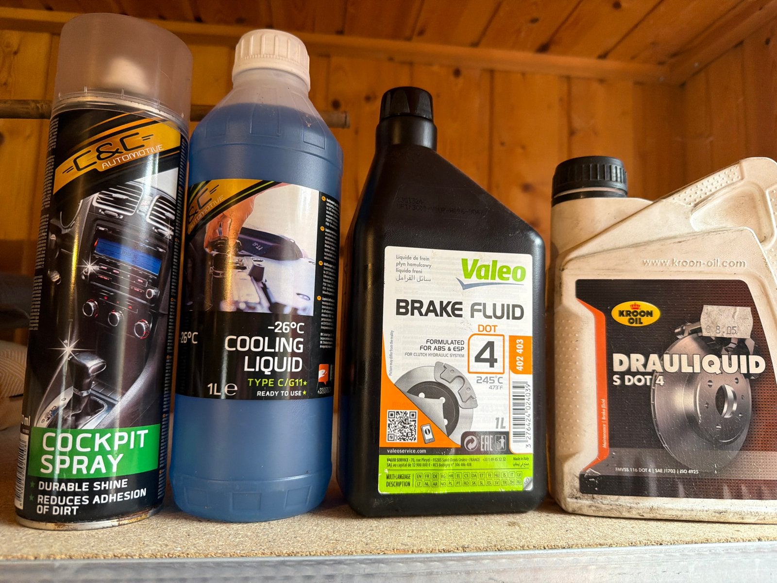 Cockpitspray en Remvloeistof DOT 4, Ophalen, Nieuw, Universele onderdelen