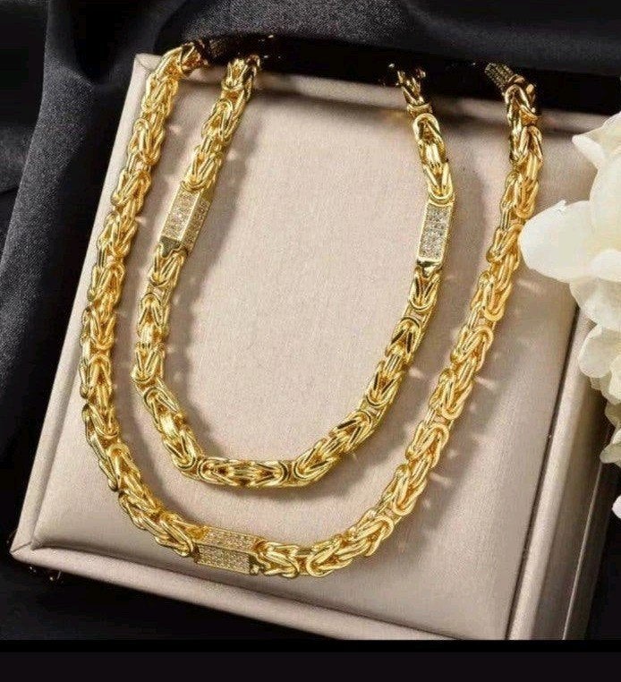 Nieuwste ronde konings ketting 18kt met steentjes, Sieraden, Tassen en Uiterlijk, Kettingen, Ophalen, Zo goed als nieuw, Goud