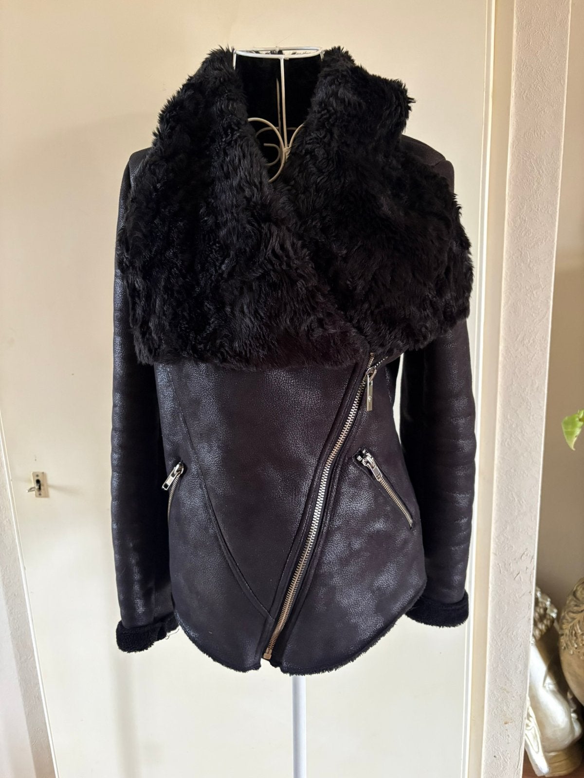 Zgan zwart faux fur biketjack van Goosecraft mt S, Kleding | Dames, Ophalen of Verzenden, Zo goed als nieuw, Maat 38/40 (M), Zwart