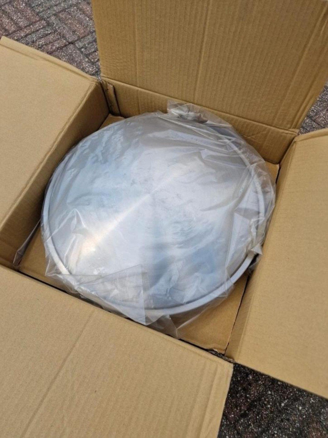 Flat discs 16" "Mooneyes" uiterlijk sier wieldoppen., Ophalen, Nieuw