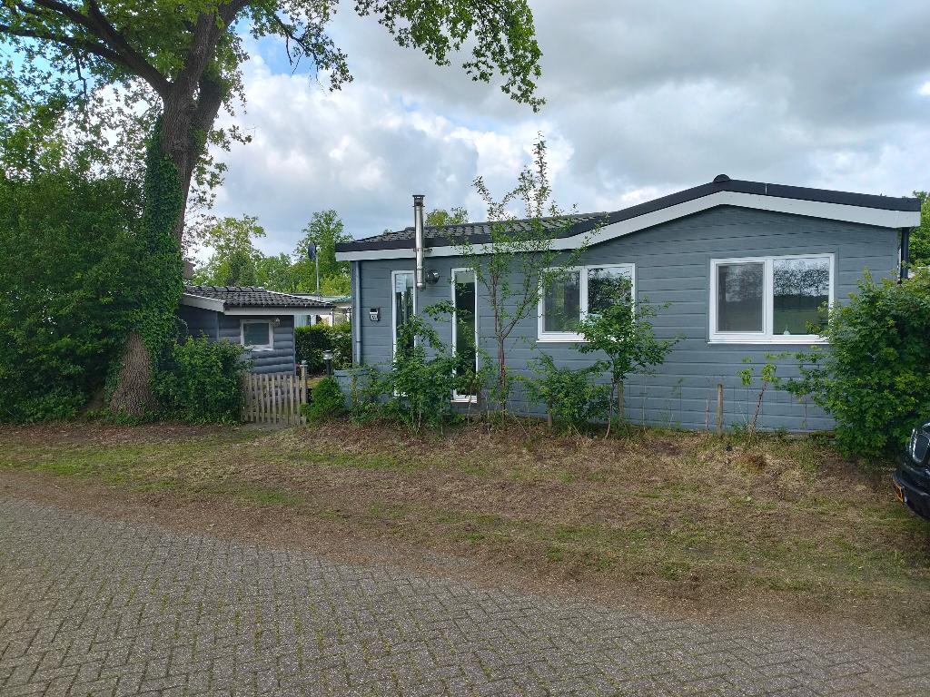 hoek of L Chalet, Caravans en Kamperen, Stacaravans, Tot en met 4