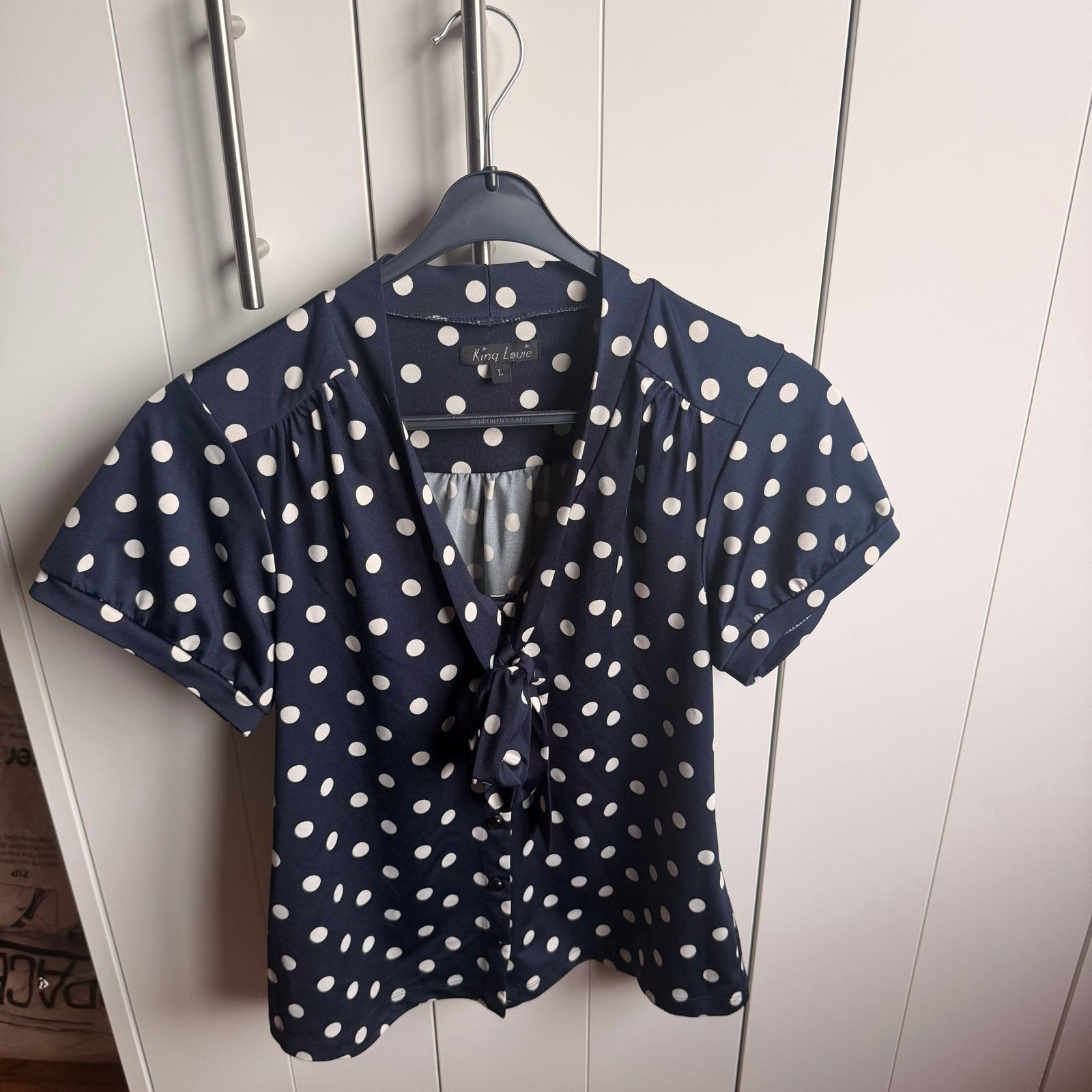 King Louie Polkadot Blouse Maat L, Ophalen of Verzenden, Zo goed als nieuw, Maat 42/44 (L), Blauw