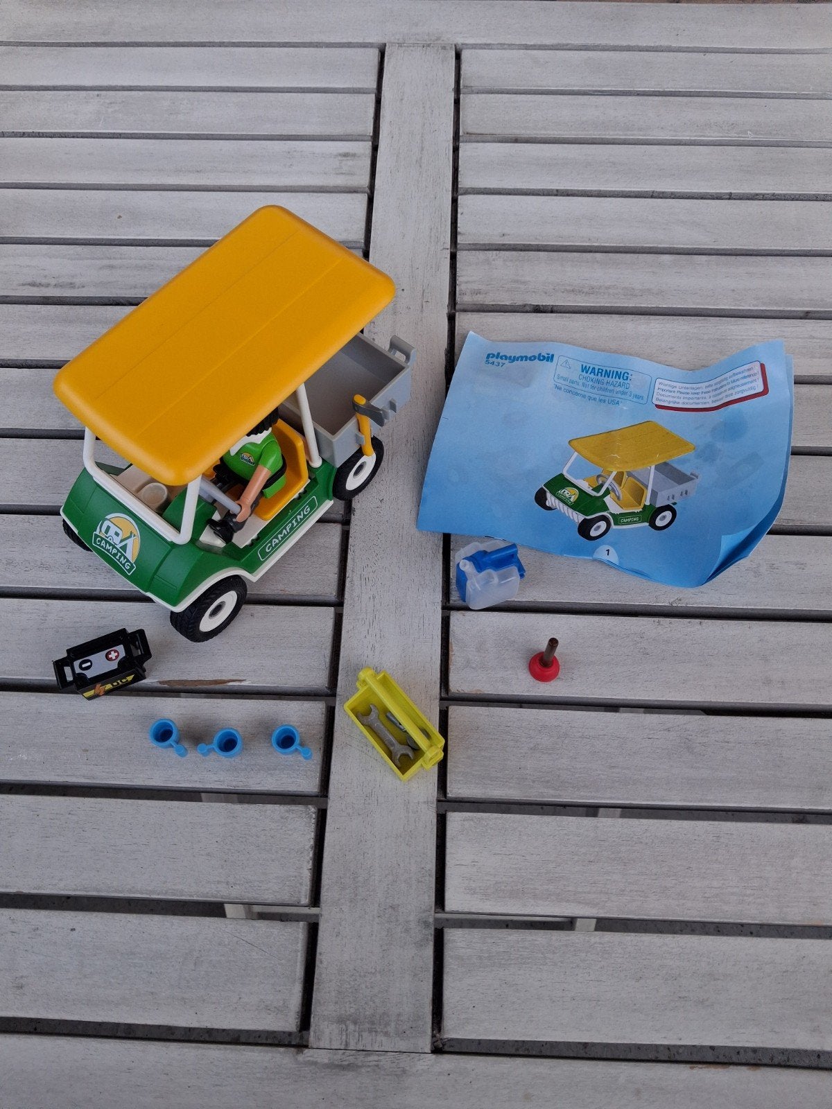 Playmobil Camping Golfkar met Kampeerder en Accessoires, Ophalen of Verzenden, Zo goed als nieuw, Overige merken