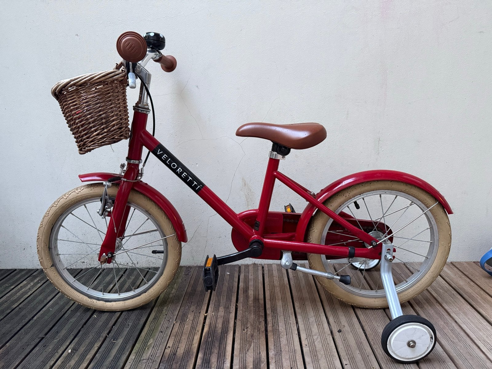 Veloretti Kinderfiets 16 inch met zijwieltjes en mandje, Ophalen, Zijwieltjes, Velgrem, 16 tot 20 inch