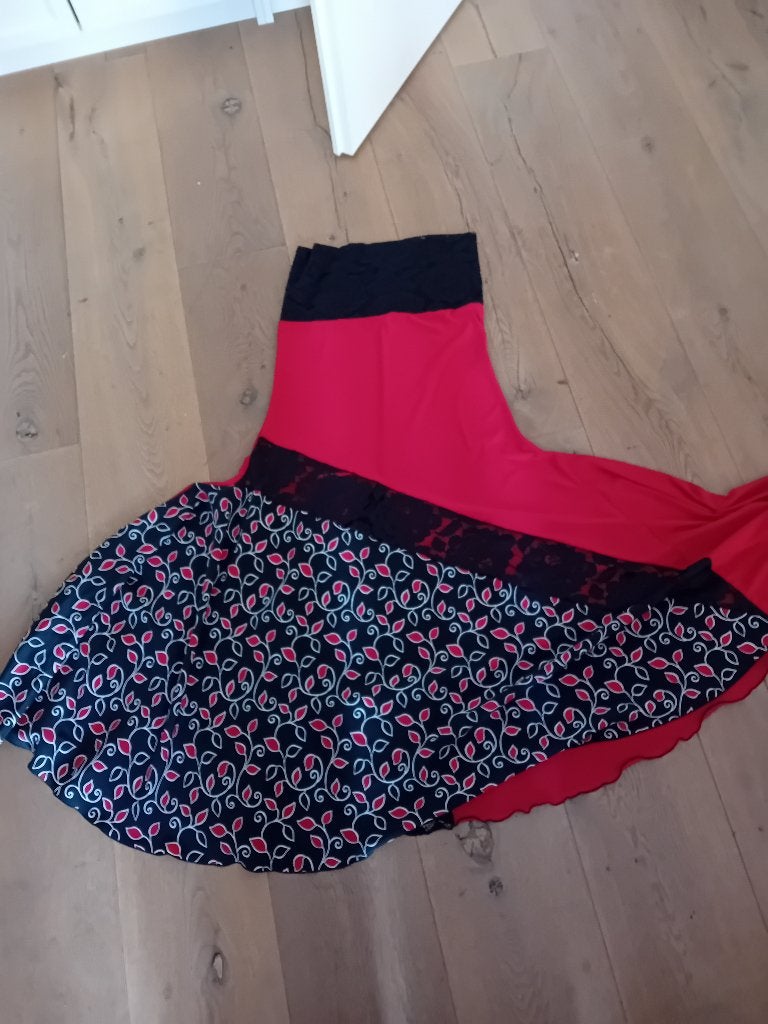 Klassieke Handgemaakte Flamenco rok  – Maat 40, Ophalen of Verzenden, Zo goed als nieuw, Kleding