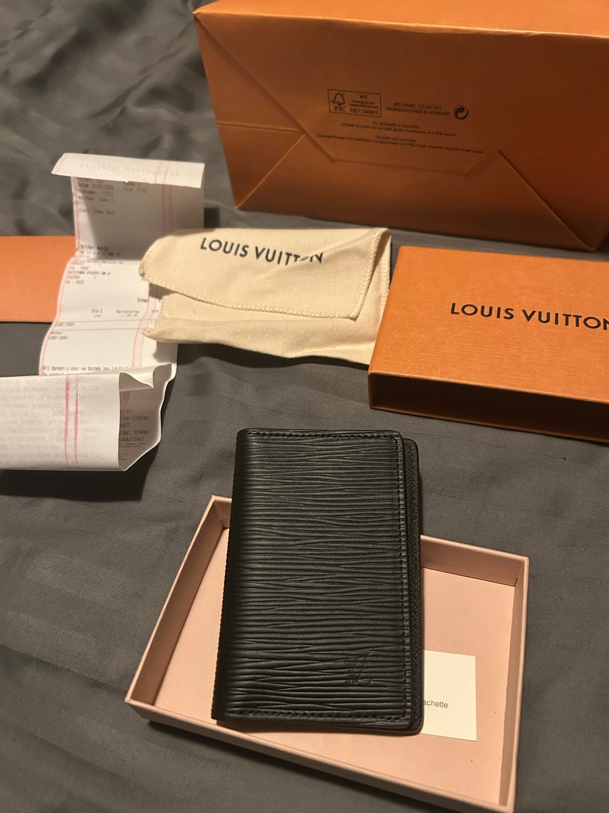 Louis Vuitton Pasjeshouder - Nieuw en Compleet, Zwart, Nieuw, Leer, Ophalen