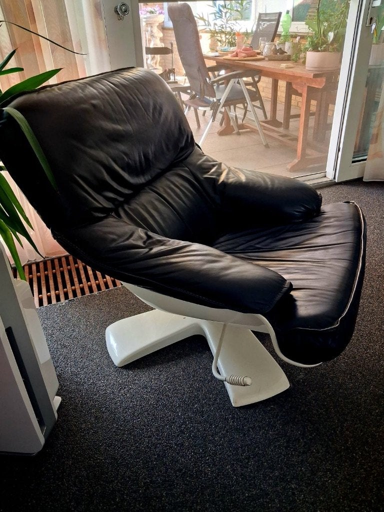 2 space age vintage leren lounge fauteuils, Ophalen, Gebruikt, Kunststof, 75 tot 100 cm