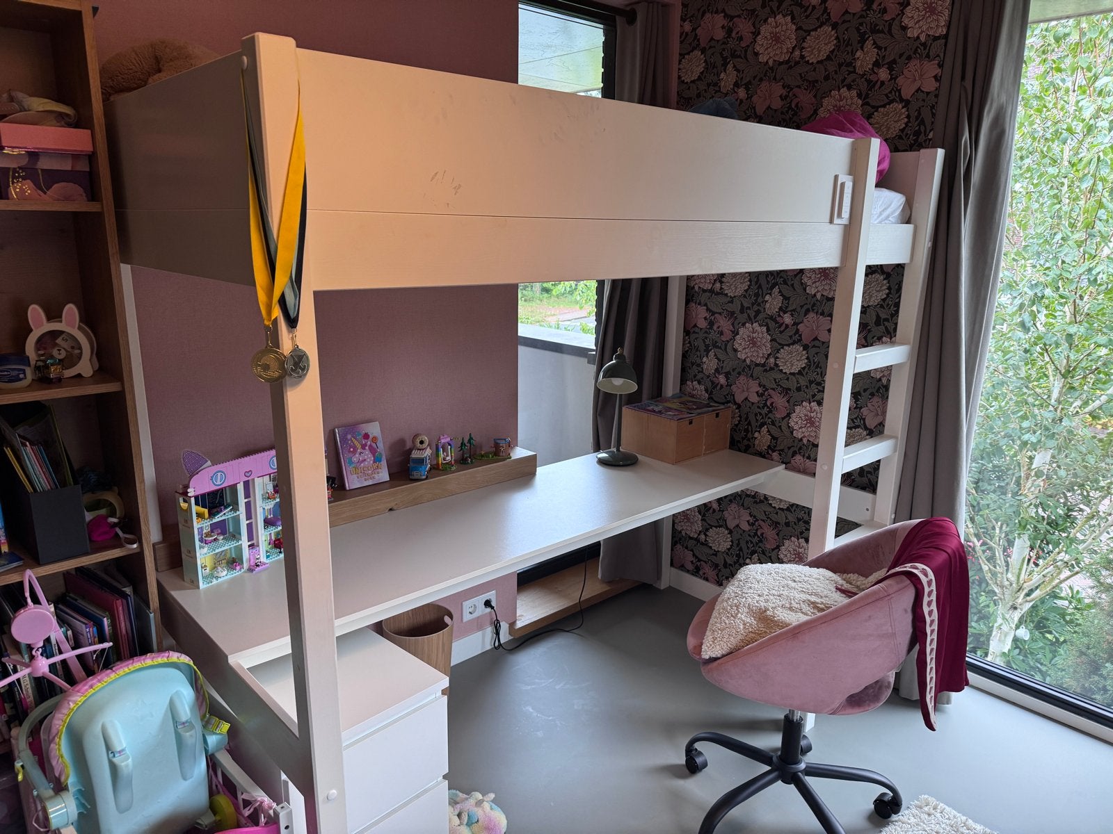 Hoogslaper met bureau, Ophalen, Eenpersoons, Zo goed als nieuw, 200 cm