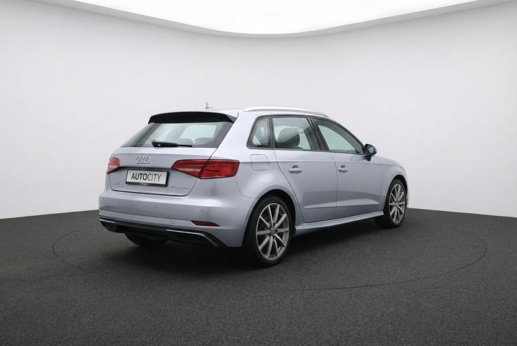 Audi A3 Sportback 40 e-tron sport Navi l Adaptive l Keyless, Auto's, Automaat, Stof, Gebruikt, 4 cilinders