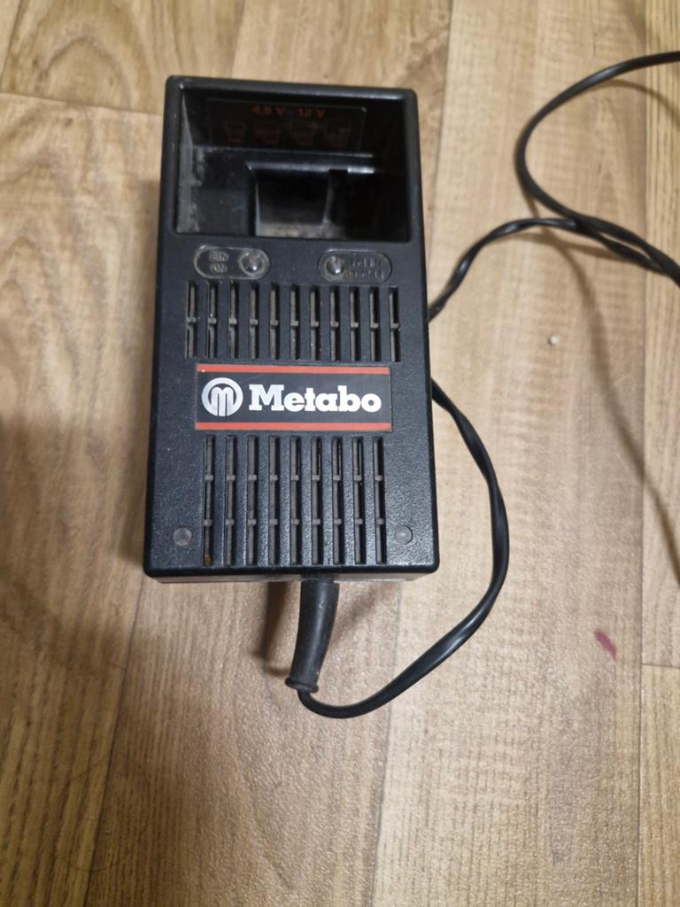 Metabo USLG 230 Acculader - Made in W. Germany, Ophalen, Gebruikt