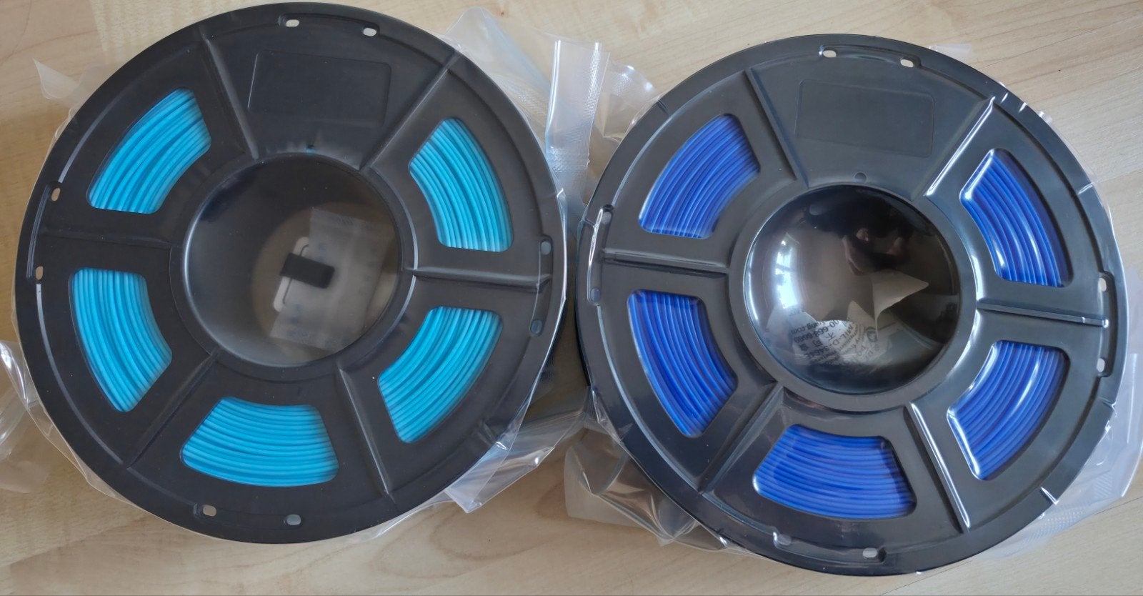 (Meerdere rollen) PLA Filament 3D-Printer Licht-Blauw, Computers en Software, 3D-printerbenodigheden, Nieuw, Filamentrollen, Ophalen of Verzenden