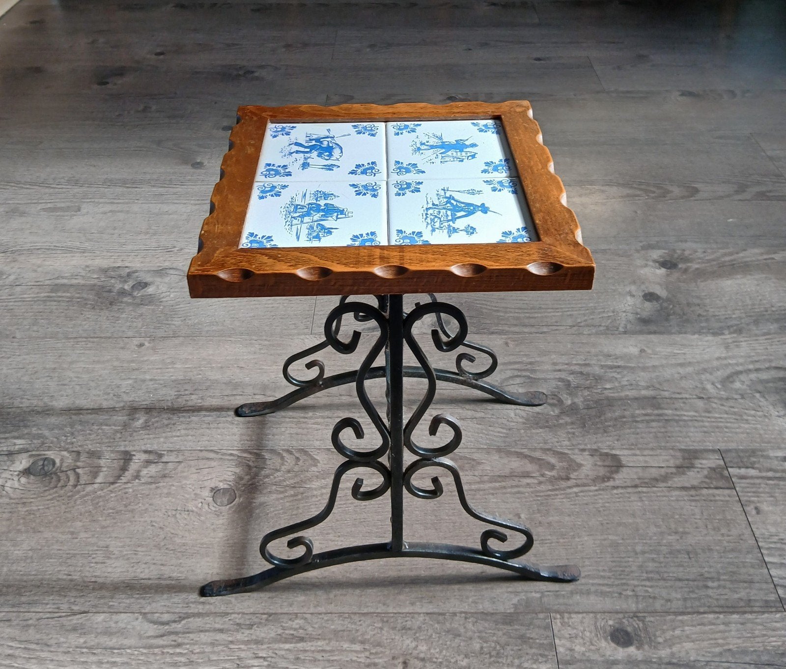 Uniek antiek tafeltje met delftsblauwe tegeltjes, Antiek en Kunst, Ophalen