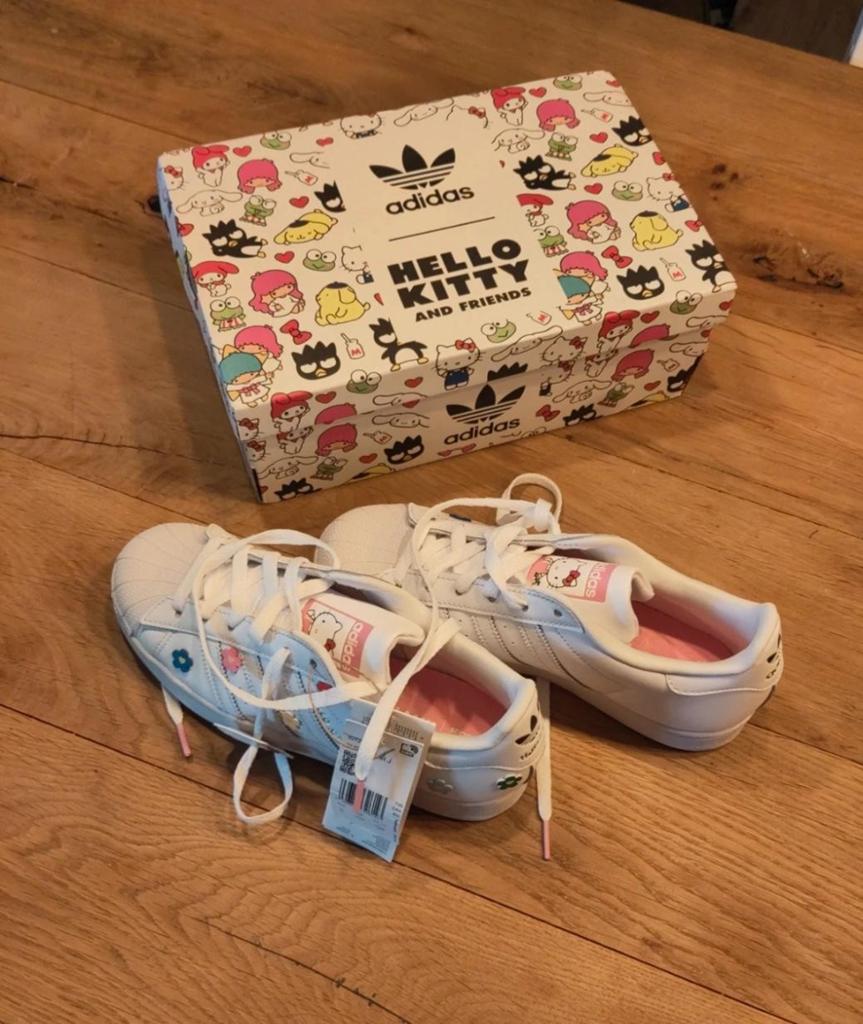Nieuwe Adidas Hello Kitty sneakers, Adidas, Wit, Nieuw, Ophalen of Verzenden