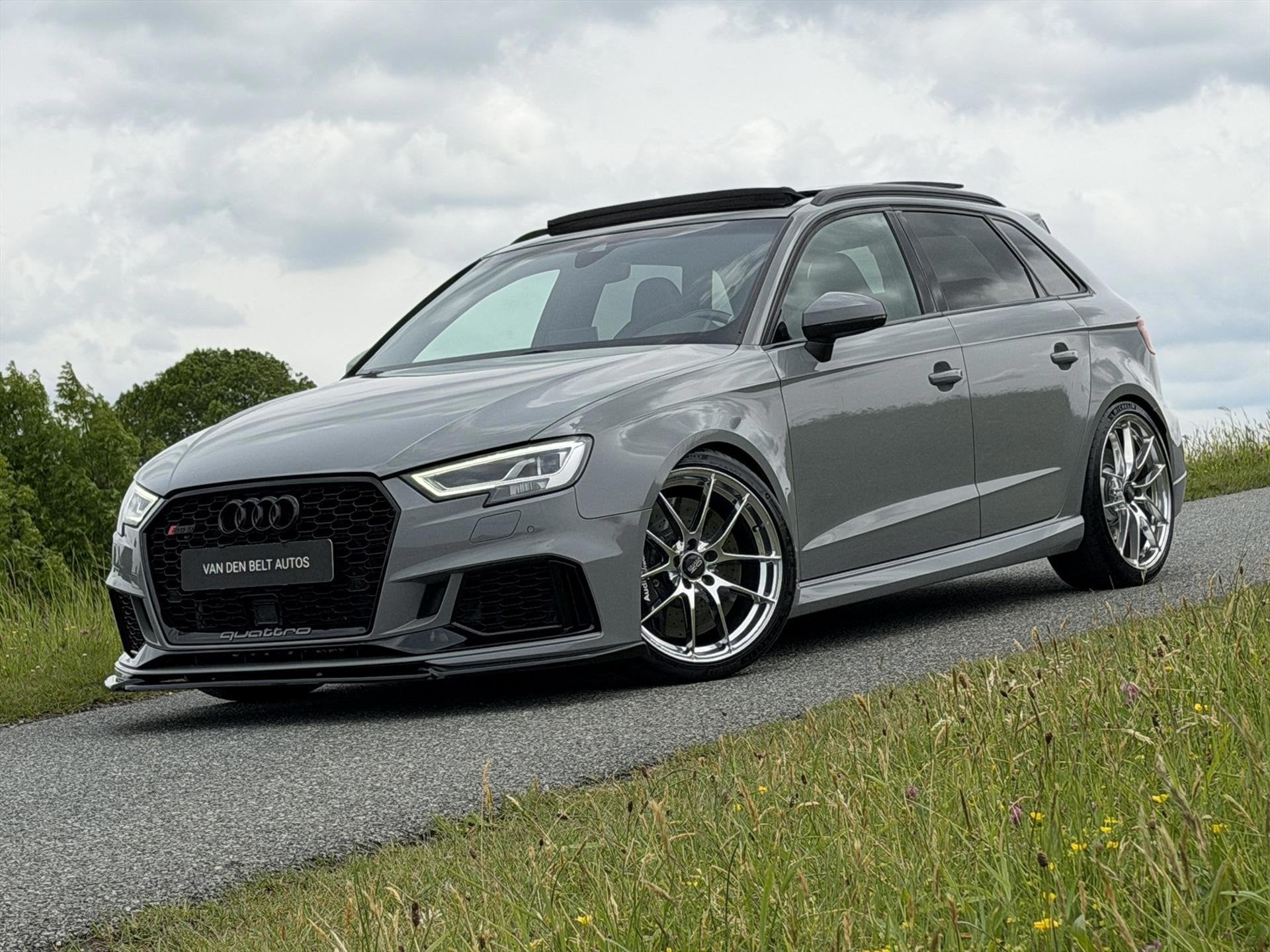 Audi RS3 2.5 TFSI Quattro MTR700 |R8 Keramisch |TTE700 |Pano, Automaat, 700 pk, Gebruikt, Zwart