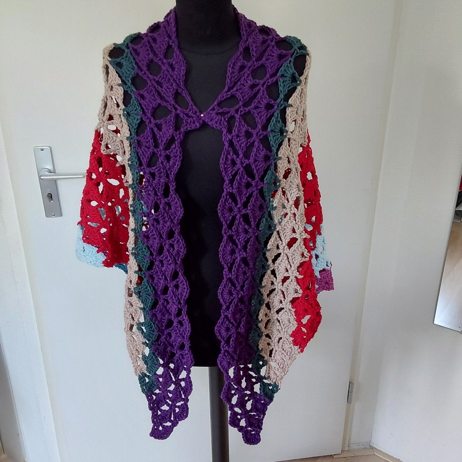 Nieuw!!!!
Prachtige, handgehaakte omslagdoek., Ophalen of Verzenden, Nieuw, Maat 46/48 (XL) of groter, Carnaval