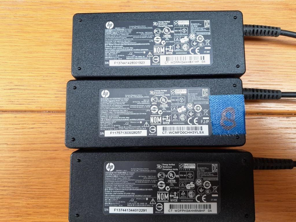 Te koop: Adapter / voeding TPC-CA54 HP (8/99), Computers en Software, Laptop-opladers, Ophalen of Verzenden, Zo goed als nieuw