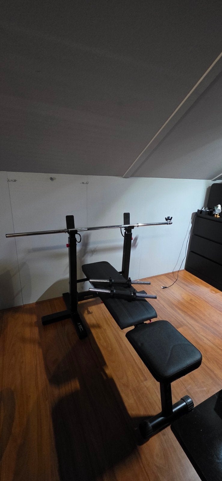 Bijna ongebruikte Decathlon benchpress-set met 60 kg gewicht, Ophalen, Zo goed als nieuw, Benen