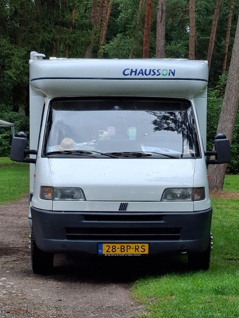 Betrouwbare camper: Chausson Welcome 70 – Fiat 230 | 1999, Ringverwarming, Fiat, Luifel, Treinzit