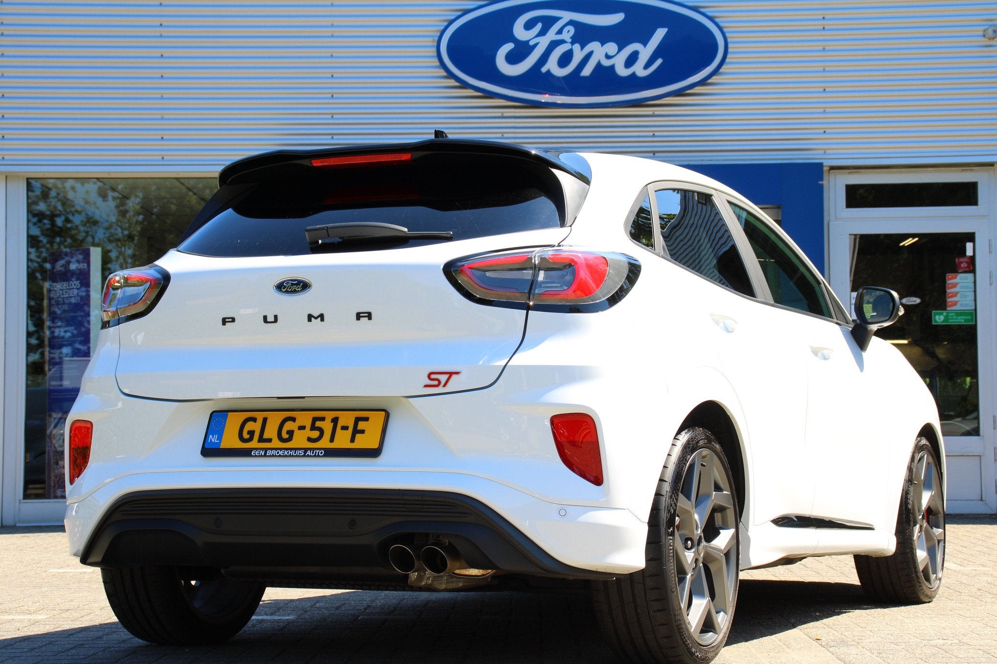 Ford Puma 1.5EB 200pk ST-X, Auto's, Keurmerk '100% Onderhouden', 15 km/l, Wit, Bedrijf