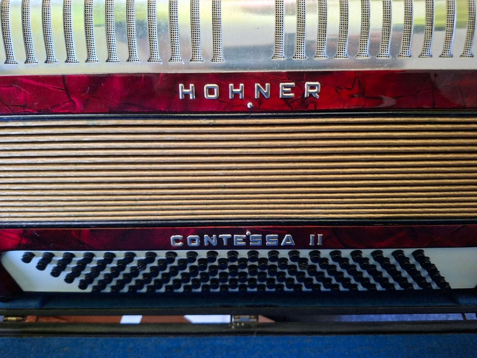 Hohner Contessa II Accordeon met koffer en riemen, Ophalen, Gebruikt, Met koffer, Toetsaccordeon