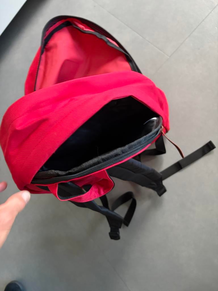 Rode Enrico Benetti rugzak - Gebruikt, Overige merken, Gebruikt, 25 tot 40 cm, Ophalen of Verzenden
