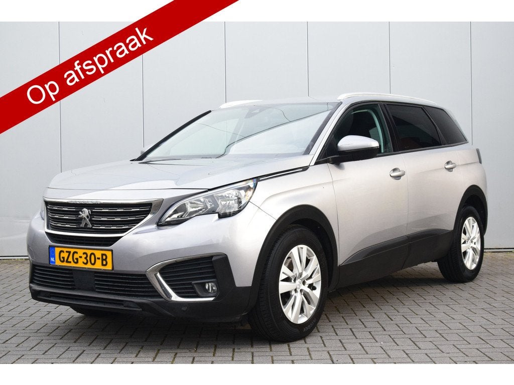 Peugeot 5008 1.2 PureTech Blue Lease Executive 7persoons!, Stof, Gebruikt, 1199 cc, 7 stoelen