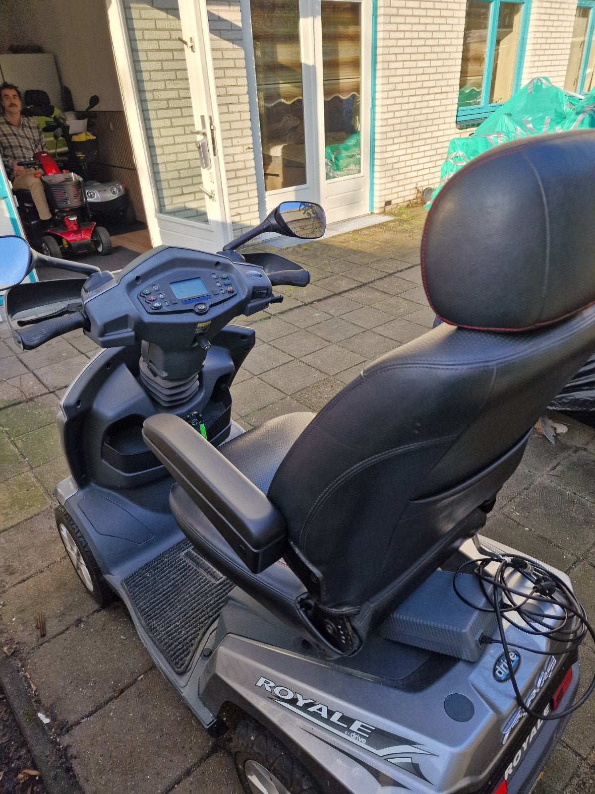 scootmobiel Royale 4 met splinternieuwen accu's in verpakkin, Diversen, Brommobielen en Scootmobielen, Overige merken, Ophalen of Verzenden