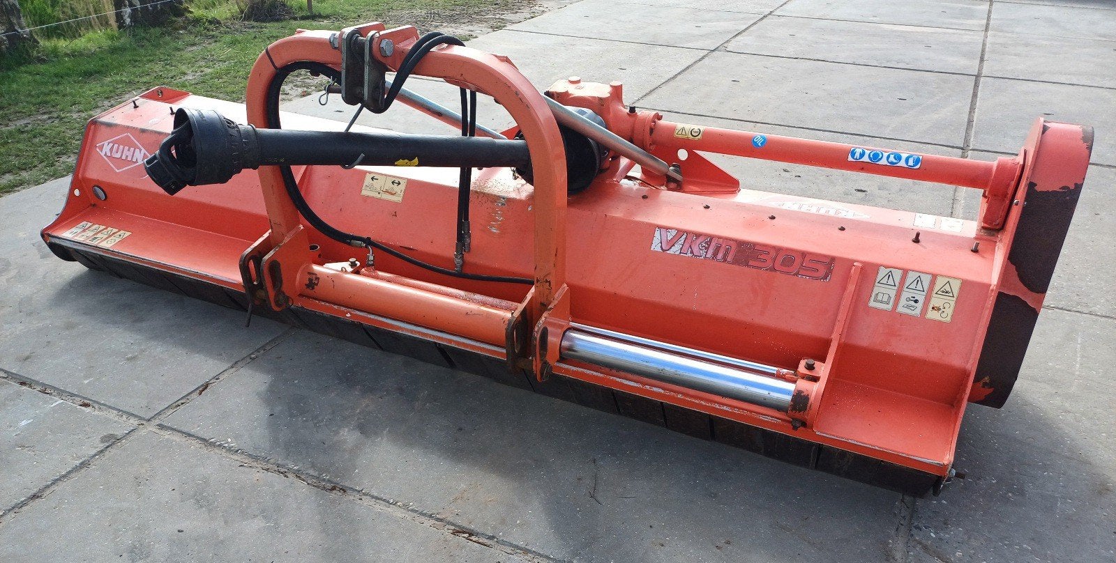Kuhn klepelmaaier VKM 305, Ophalen, Weidebouw