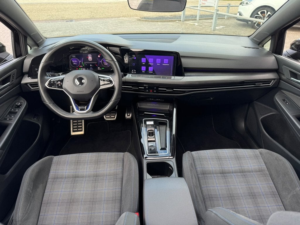 Volkswagen Golf 1.4 eHybrid GTE | Dealer onderhouden | Pano, Auto's, Volkswagen, Gebruikt, Zwart, 4 cilinders, Alcantara