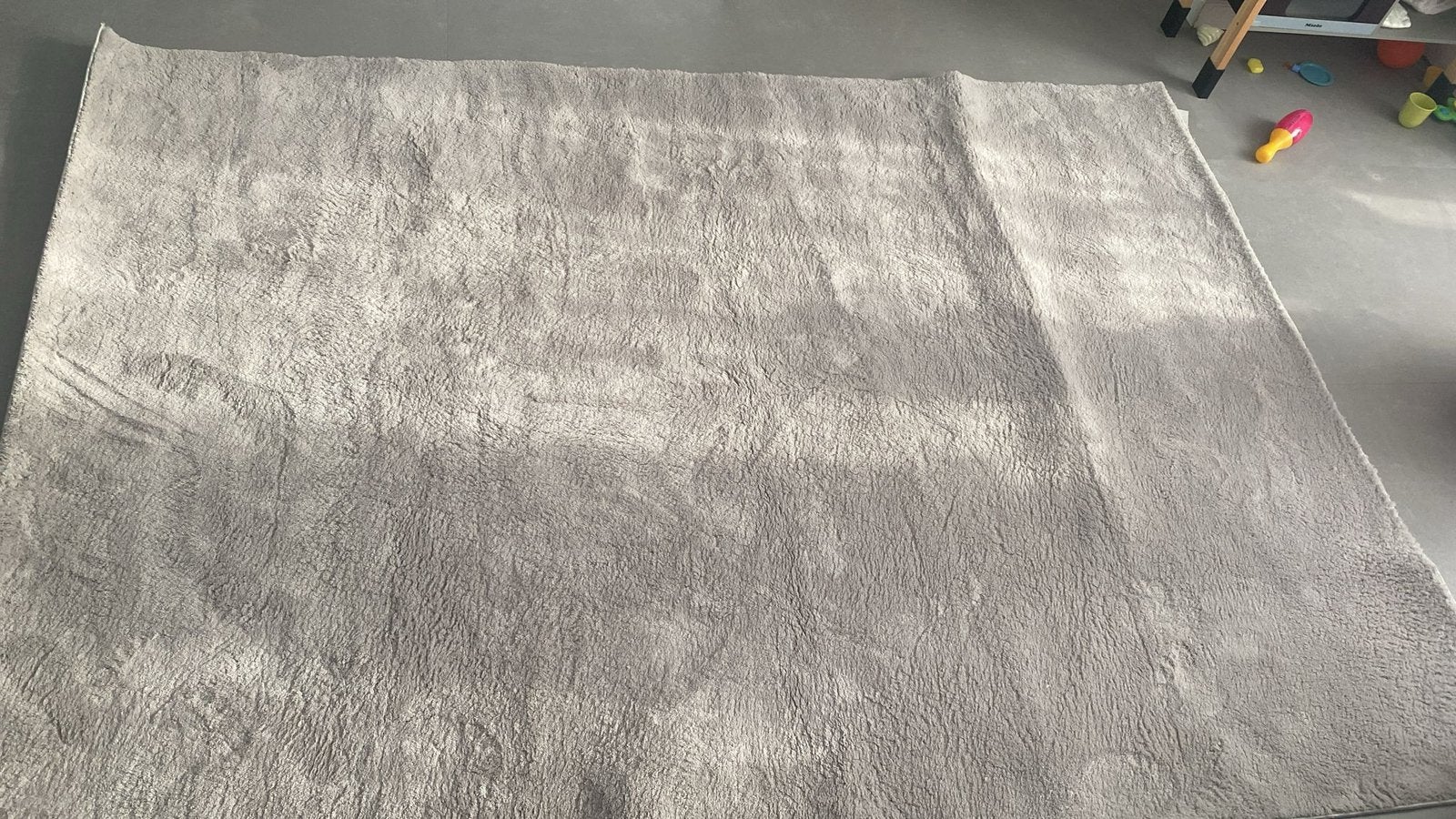 Te Koop: nieuwe grijze fluffy tapijt!, Ophalen, 150 tot 200 cm, Grijs, Rechthoekig