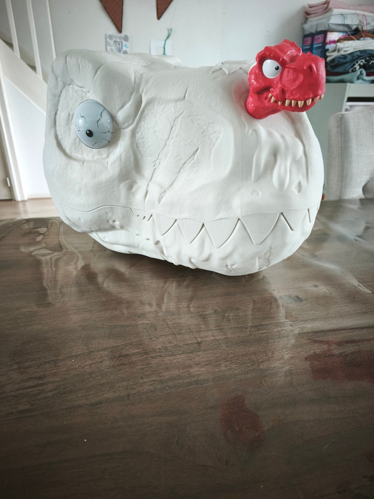 Zuru T-rex Dinokop - T-Rex en Triceratops met wapens, Ophalen of Verzenden, Zo goed als nieuw, Jongen of Meisje