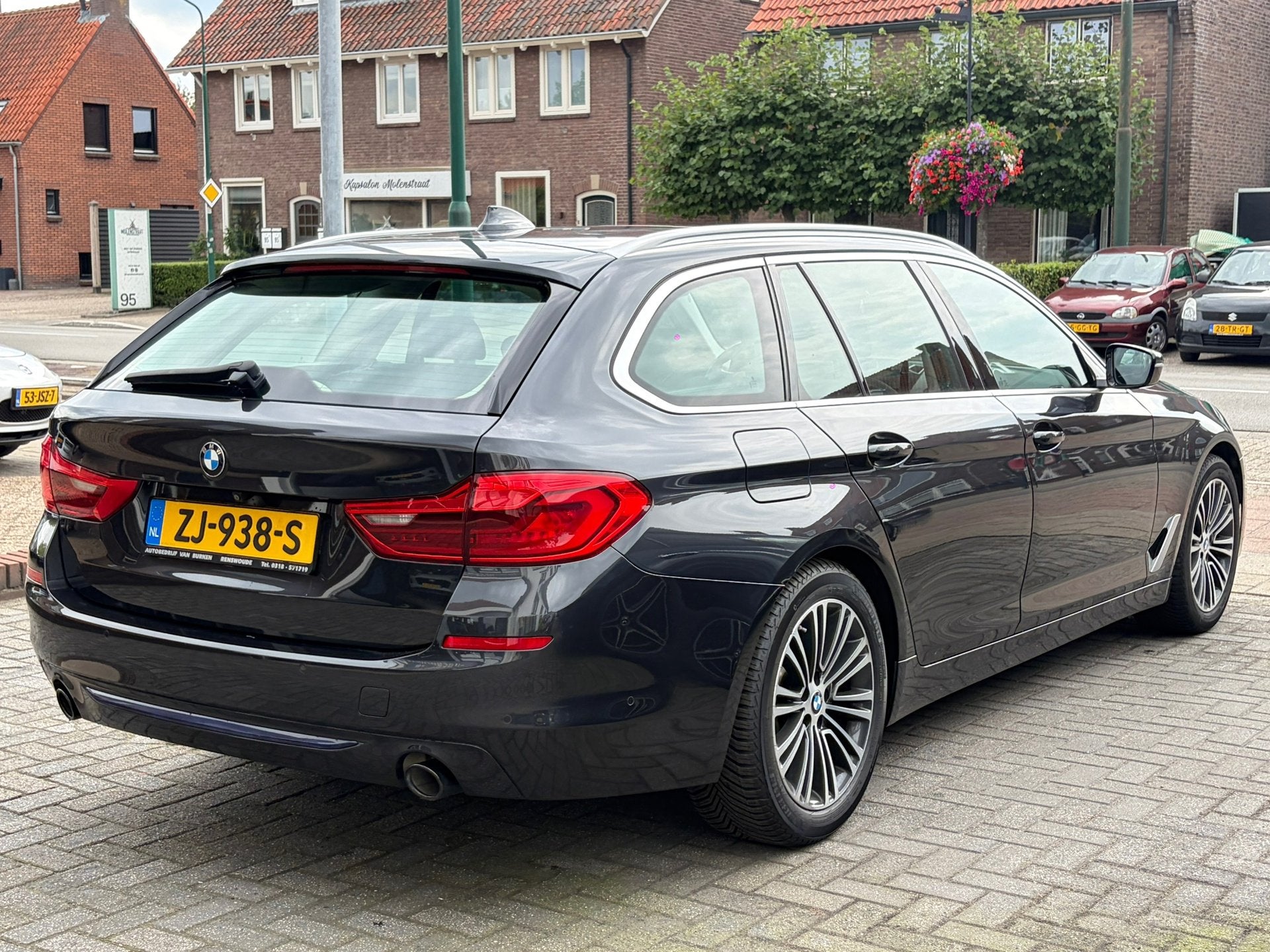 Foto 5 van BMW 5-serie Touring 520i High Executive Edition,Panoramadak,