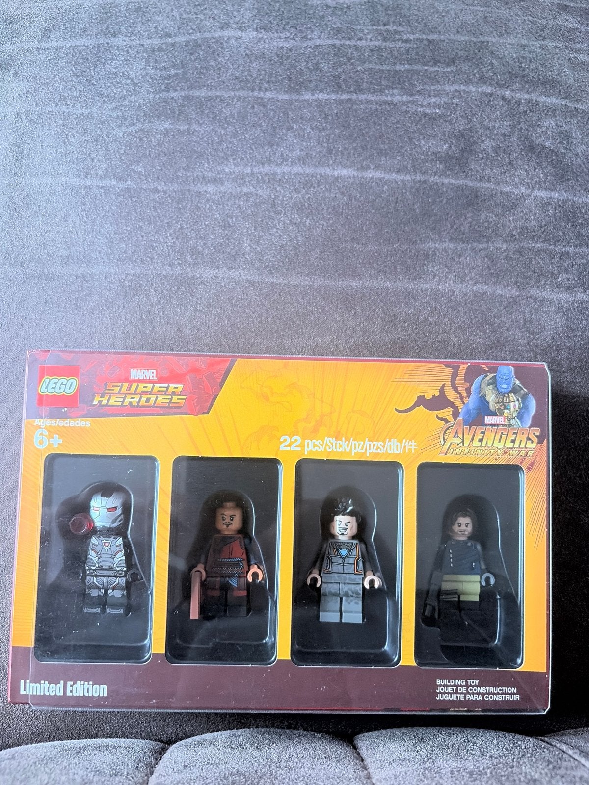 Limited Edition LEGO Marvel Super Heroes Minifiguren Set, Ophalen of Verzenden, Zo goed als nieuw