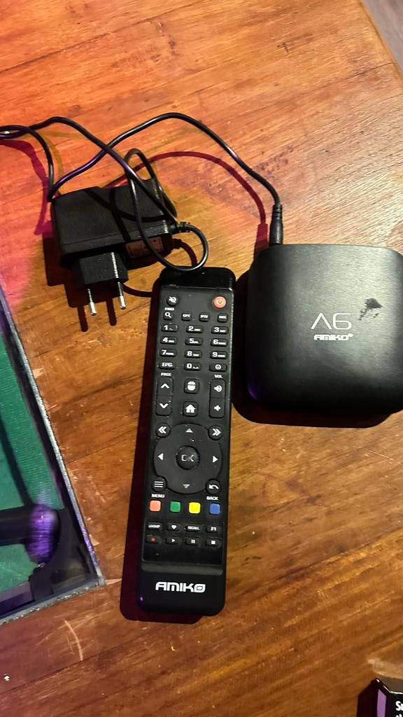 Amiko A6 IPTV Kastje met Afstandsbediening, Ophalen of Verzenden, Gebruikt, HDMI, Zonder harde schijf