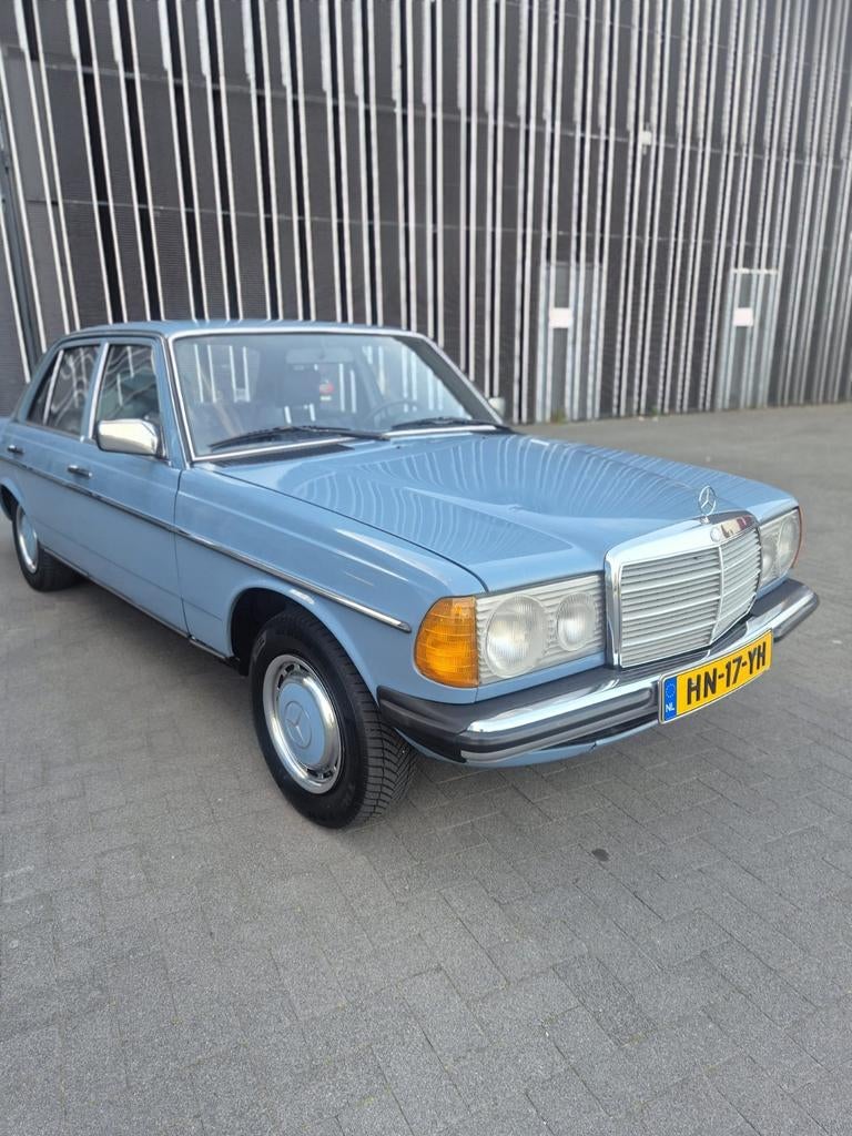 Mercedes-Benz 200-Serie 200d. blauw goede staat!, foto 5