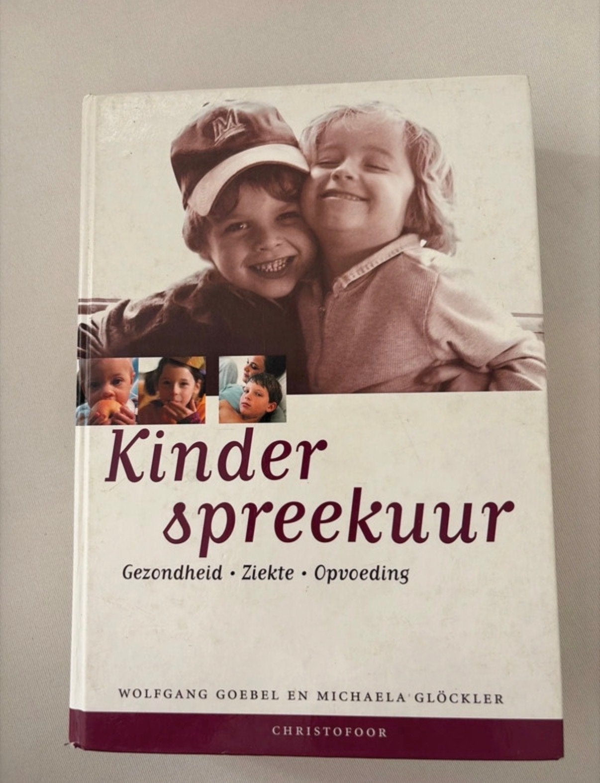 Kinder Spreekuur: Gezondheid, Ziekte, Opvoeding, Ophalen of Verzenden, Zo goed als nieuw, Opvoeding tot 6 jaar