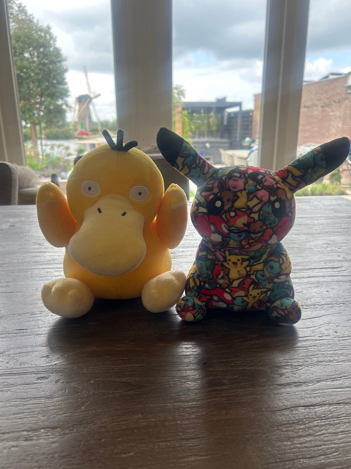 Pokémon knuffels: Psyduck en Pikachu, Kinderen en Baby's, Speelgoed | Knuffels en Pluche, Overige merken, Geel, Overige typen